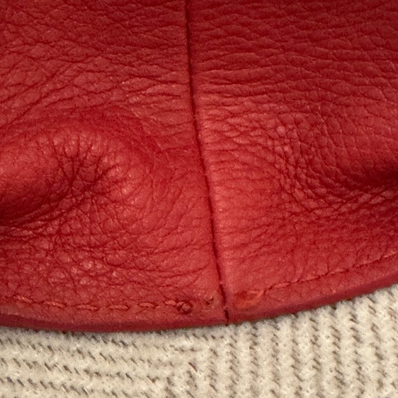 Chloé Red Leather Crossbody Saddle Bag with Tassel - Picture 6 of 15